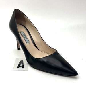 PRADA Pointy Toe Pump sz 6.5
